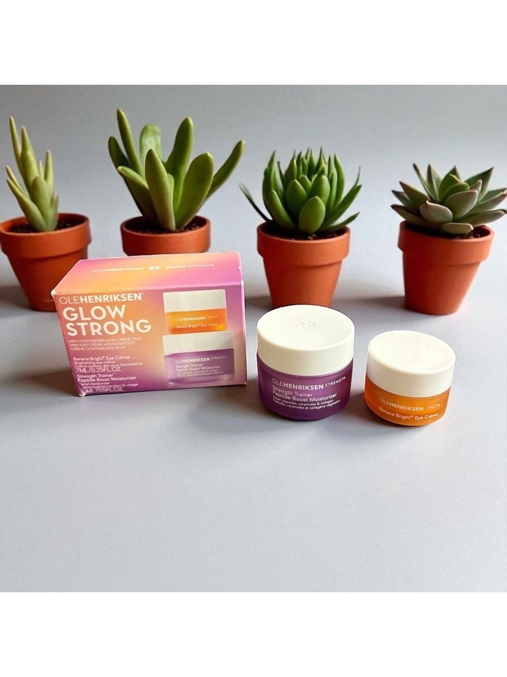 Ole Henriksen Glow Strong Skincare Set NEW